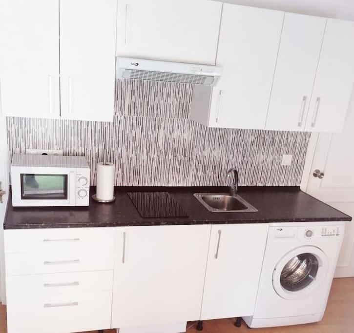 Atico Estudio Con Terraza - Centro *